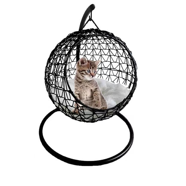 Hanging basket plastic rattan weaved cat kennel with soft mat