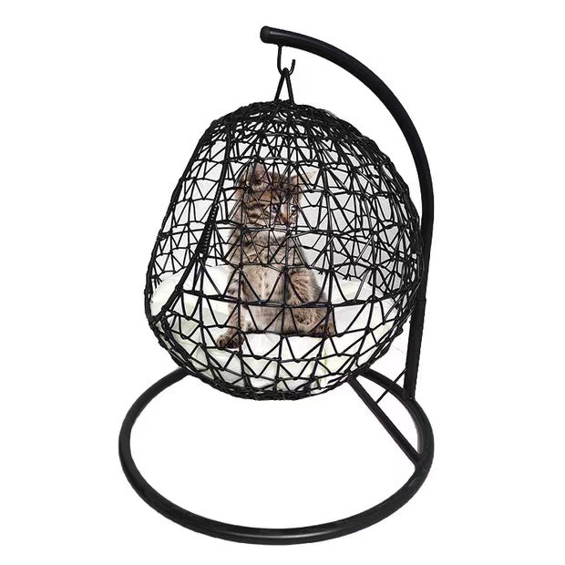 Hanging basket plastic rattan weaved cat kennel with soft mat