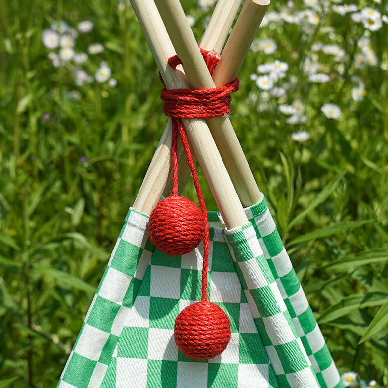 Checkerboard Patterns pet tent with cat ball