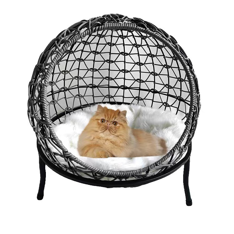 rattan-weaved Three-legged pet kennel with mat