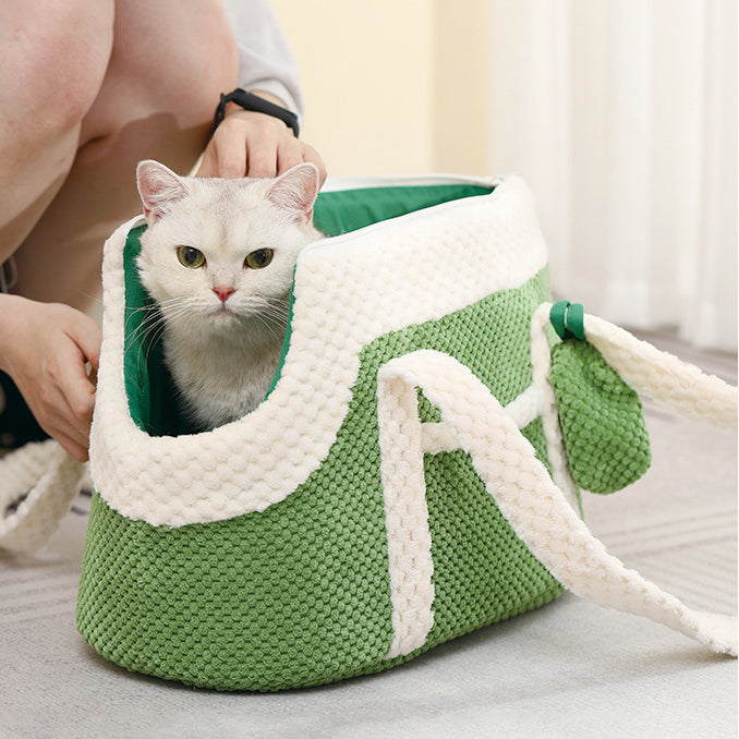 Plush pet travel bag