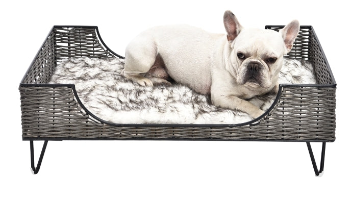 Square rattan pet bed